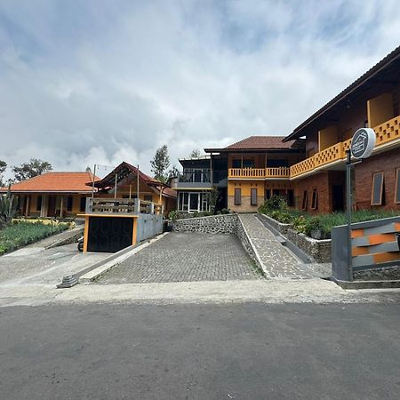 Homestay Lereng 브로모 외부 사진
